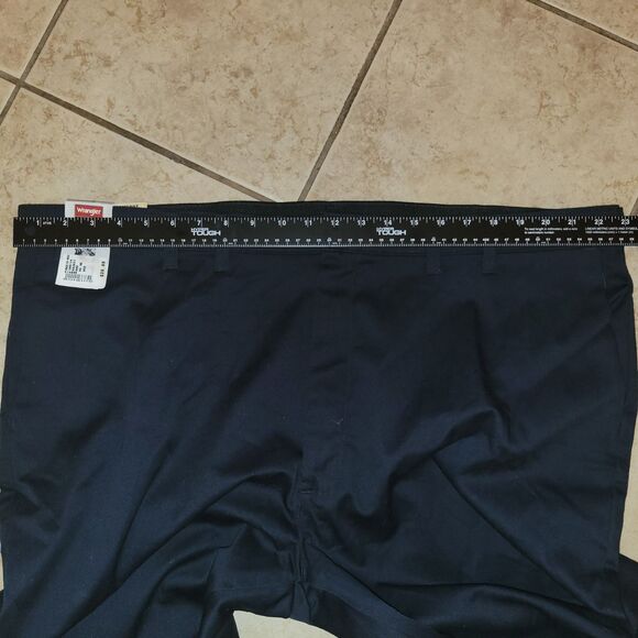 NEW Wrangler Flex Waistband Blue Khaki Size 44X30 Flat Front Classic Fit Pants - Picture 4 of 8